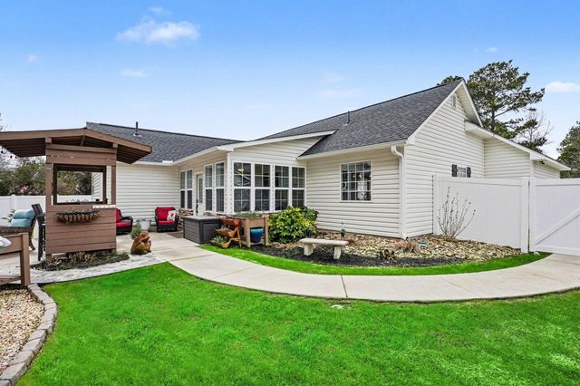 2804 Ivy Glen Dr., Conway, SC 29526