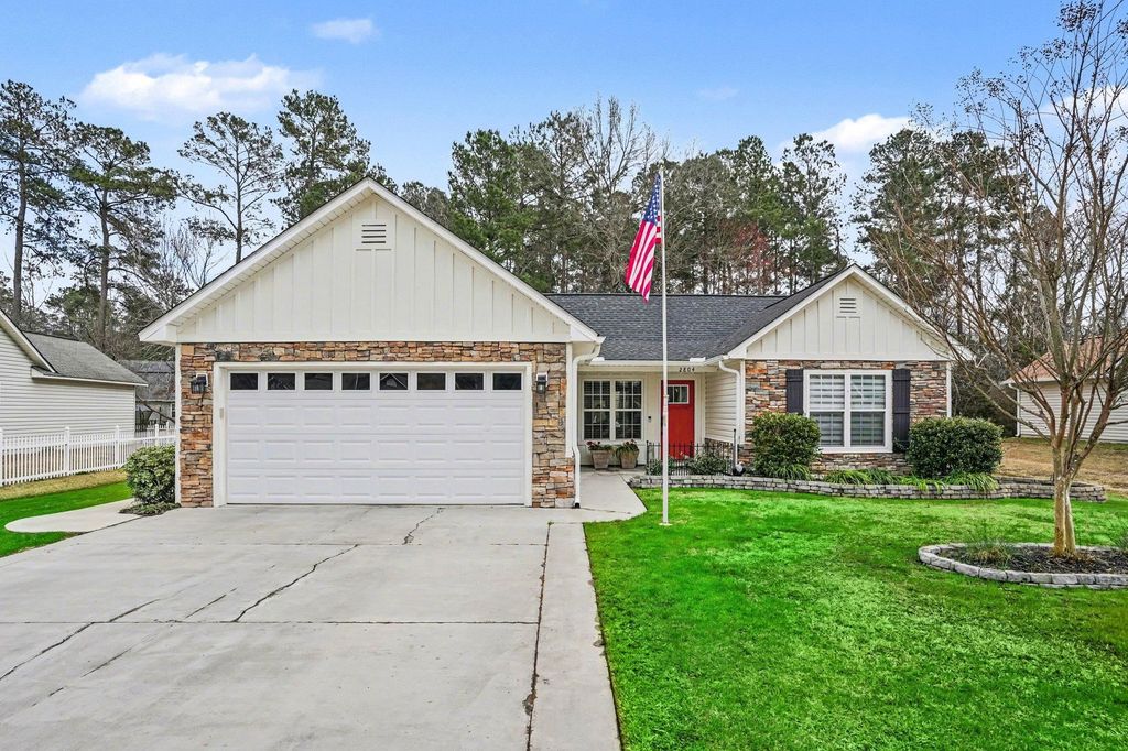 2804 Ivy Glen Dr., Conway, SC 29526