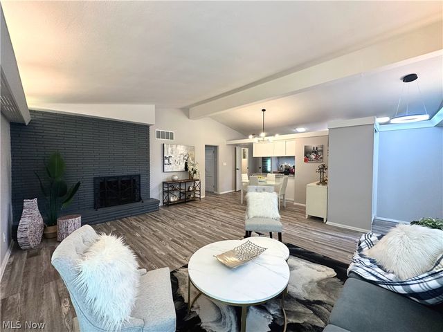 4949 Horizon Drive, Richmond Heights, OH 44143