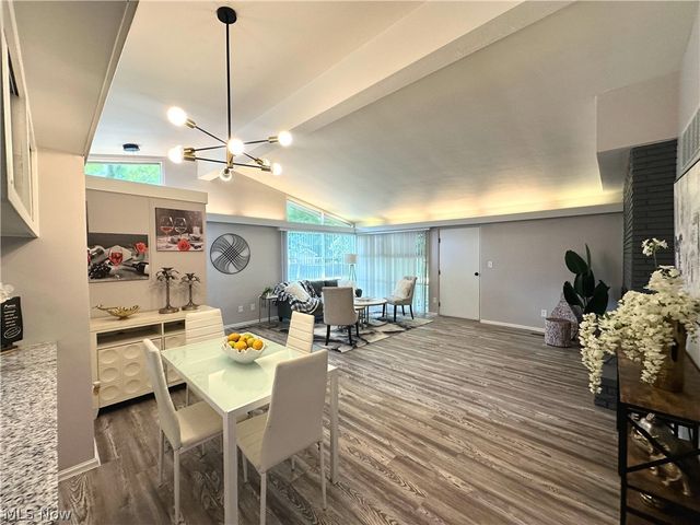4949 Horizon Drive, Richmond Heights, OH 44143