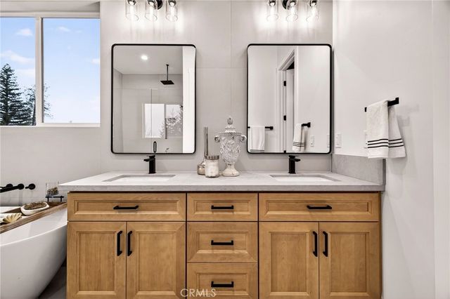 2210 Thornburg Road, Paradise, CA 95969