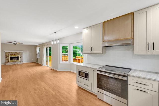 2219 CEDAR MILL CT, Vienna, VA 22182