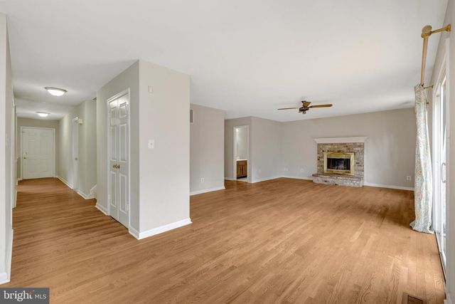 2219 CEDAR MILL CT, Vienna, VA 22182