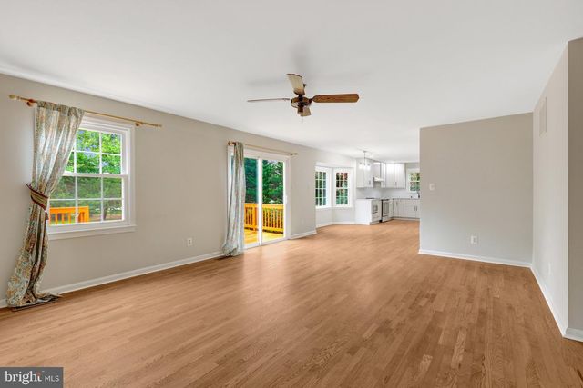 2219 CEDAR MILL CT, Vienna, VA 22182
