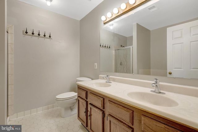 2219 CEDAR MILL CT, Vienna, VA 22182