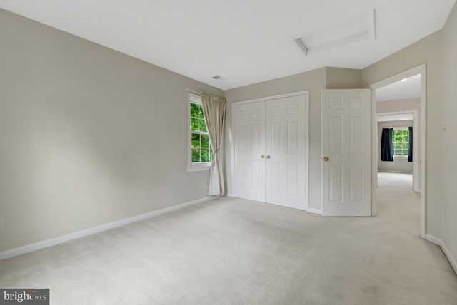 2219 CEDAR MILL CT, Vienna, VA 22182