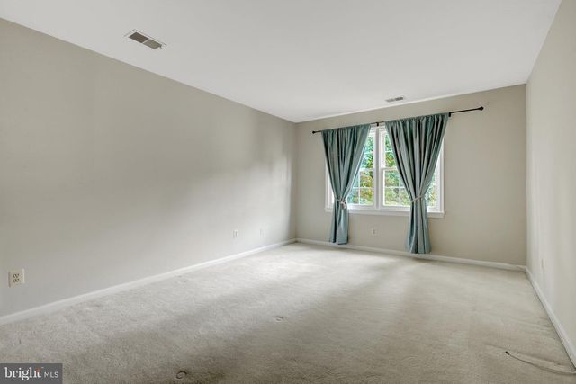2219 CEDAR MILL CT, Vienna, VA 22182