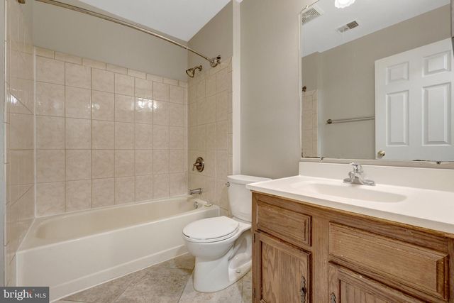 2219 CEDAR MILL CT, Vienna, VA 22182