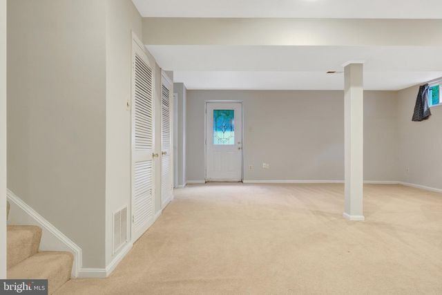 2219 CEDAR MILL CT, Vienna, VA 22182