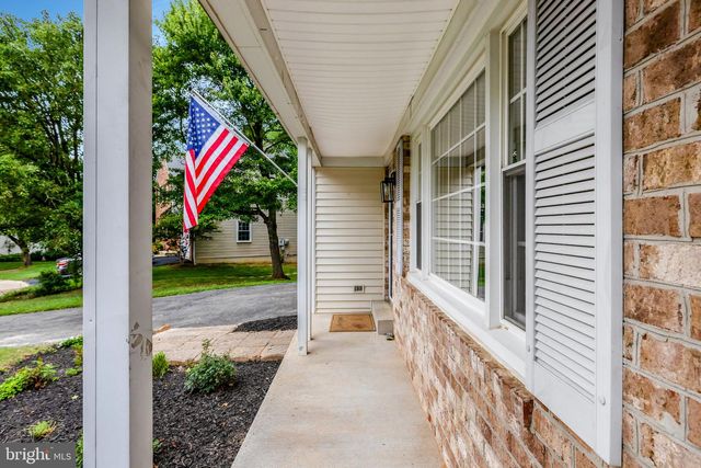 2219 CEDAR MILL CT, Vienna, VA 22182