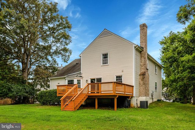 2219 CEDAR MILL CT, Vienna, VA 22182