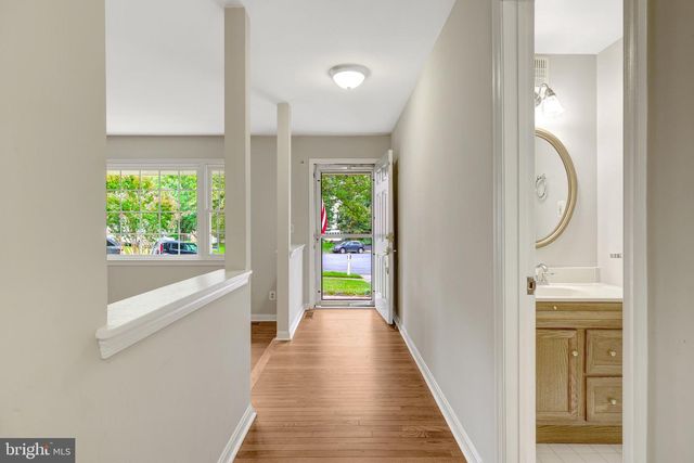 2219 CEDAR MILL CT, Vienna, VA 22182