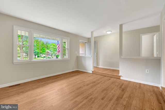 2219 CEDAR MILL CT, Vienna, VA 22182