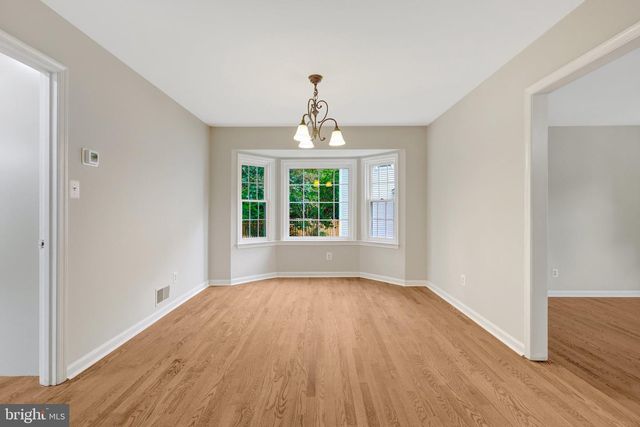 2219 CEDAR MILL CT, Vienna, VA 22182