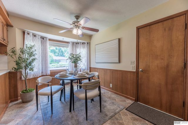 5718 Willit Street, Omaha, NE 68152