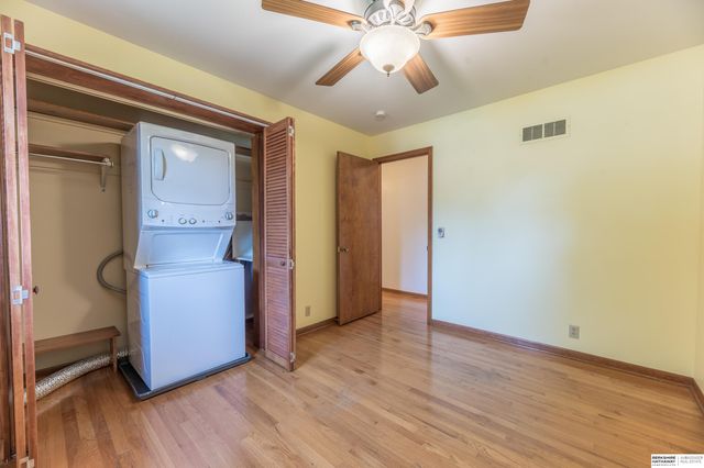 5718 Willit Street, Omaha, NE 68152