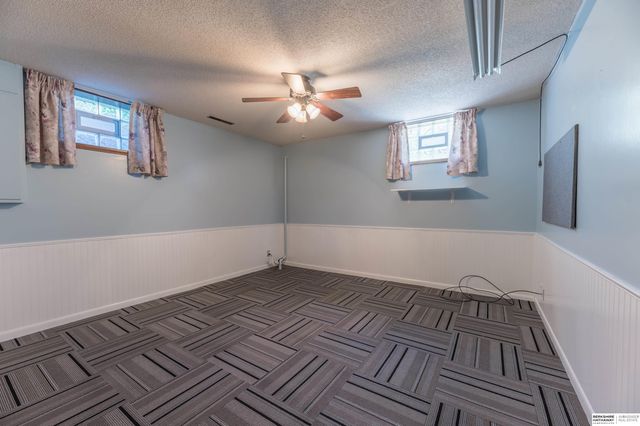 5718 Willit Street, Omaha, NE 68152