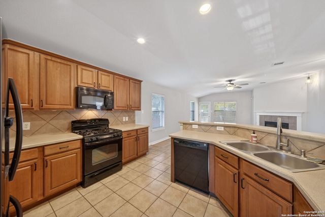 25619 Spirea, San Antonio, TX 78261