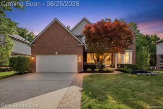 3465 Everett Drive, Rochester Hills, MI 48307
