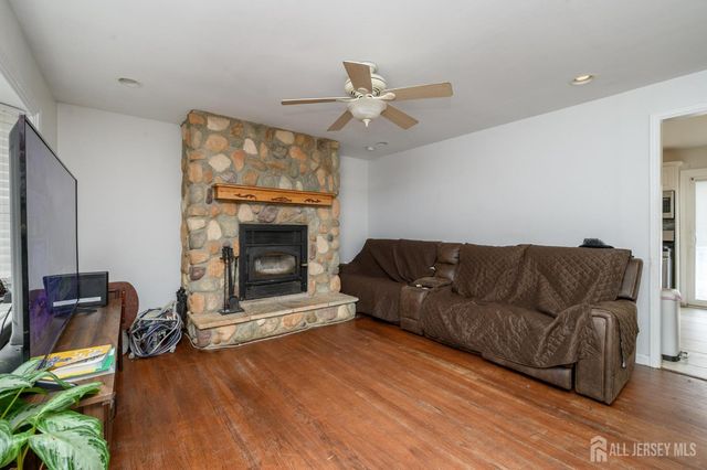 384 Cook Road, Jackson, NJ 08527
