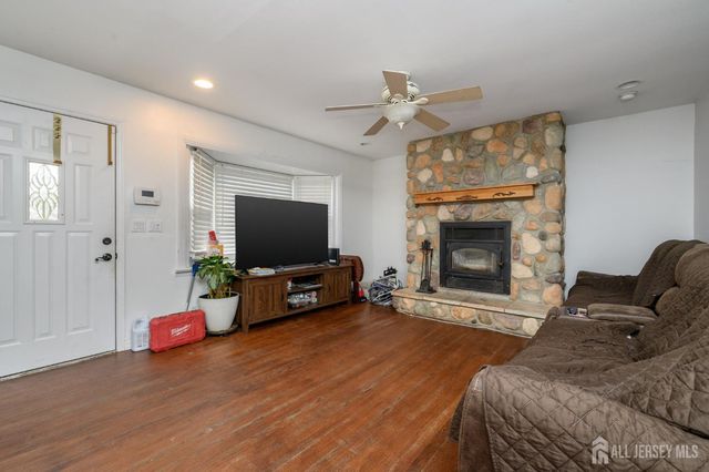 384 Cook Road, Jackson, NJ 08527