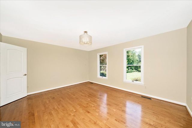 6667 LUSTER DR, Highland, MD 20777