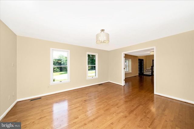 6667 LUSTER DR, Highland, MD 20777