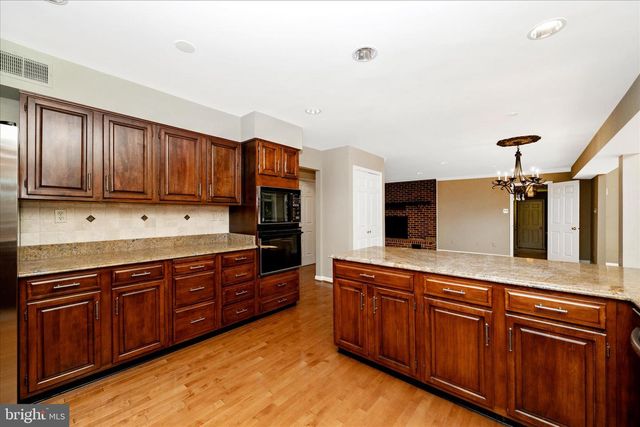 6667 LUSTER DR, Highland, MD 20777