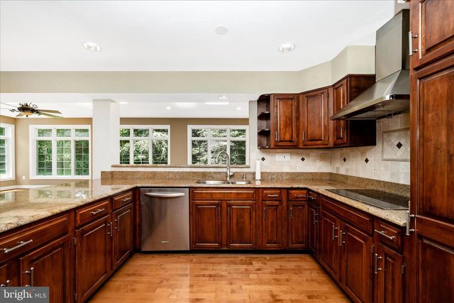 6667 LUSTER DR, Highland, MD 20777