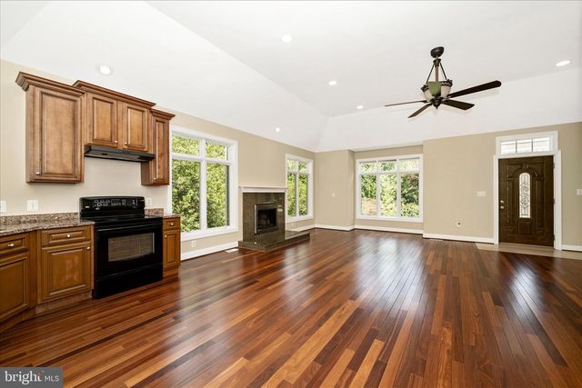 6667 LUSTER DR, Highland, MD 20777