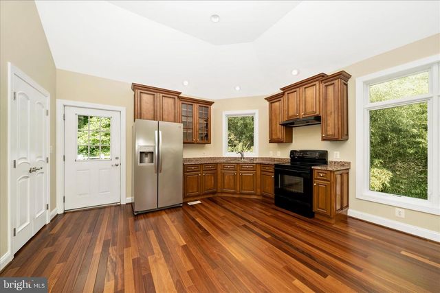 6667 LUSTER DR, Highland, MD 20777