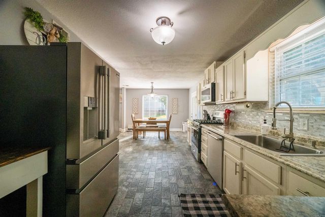 60 Boulder Drive, Southside, AR 72501