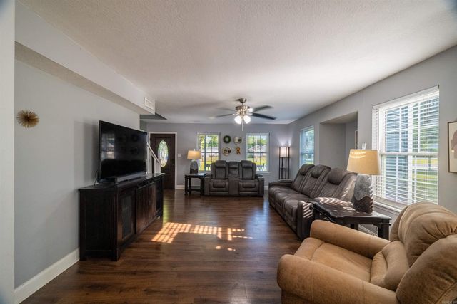 60 Boulder Drive, Southside, AR 72501