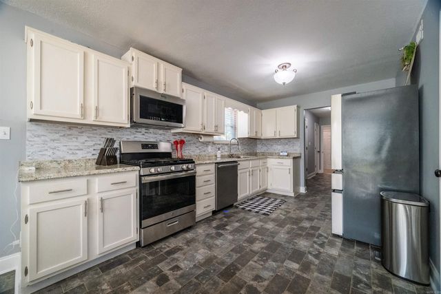 60 Boulder Drive, Southside, AR 72501