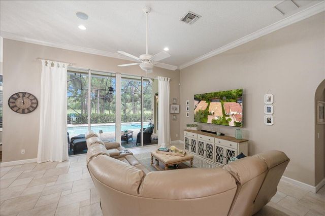 8809 Champions Way, Port St. Lucie, FL 34986