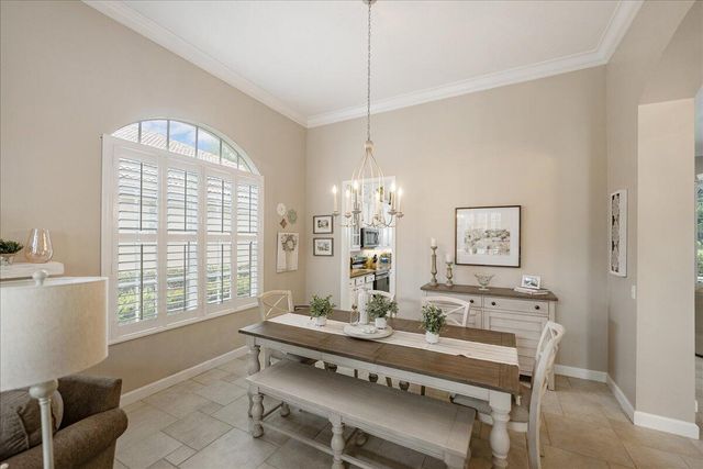 8809 Champions Way, Port St. Lucie, FL 34986