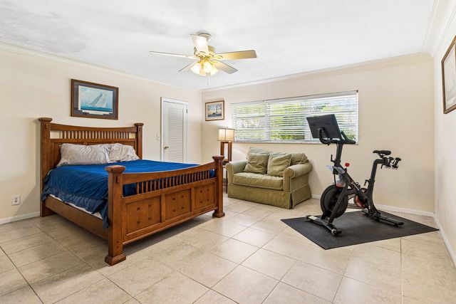 920 Emerald Row, Gulf Stream, FL 33483