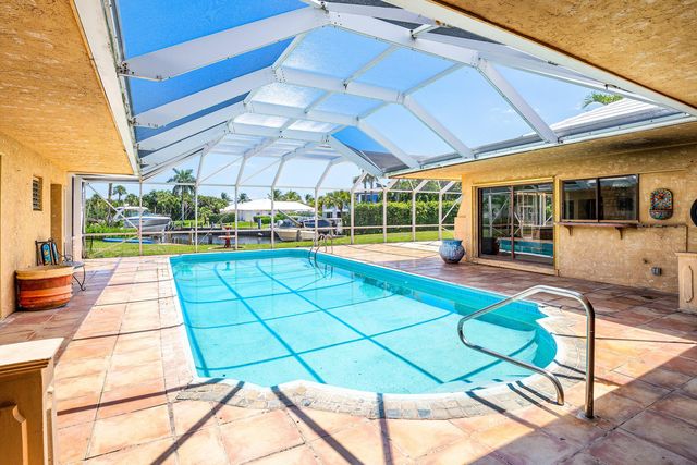920 Emerald Row, Gulf Stream, FL 33483