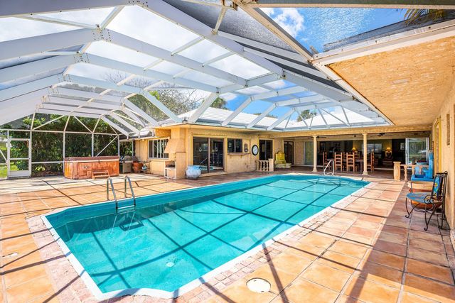 920 Emerald Row, Gulf Stream, FL 33483