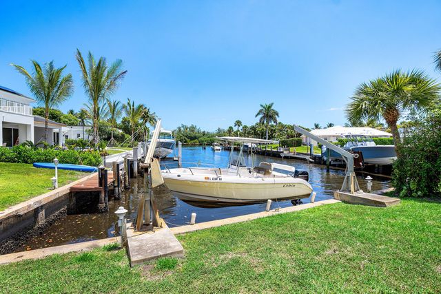 920 Emerald Row, Gulf Stream, FL 33483