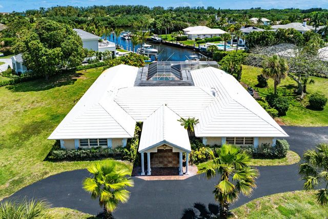 920 Emerald Row, Gulf Stream, FL 33483