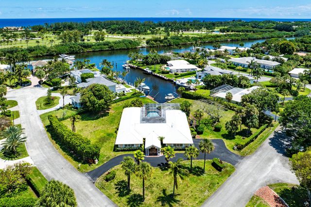 920 Emerald Row, Gulf Stream, FL 33483