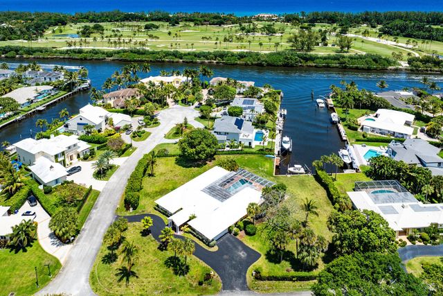 920 Emerald Row, Gulf Stream, FL 33483
