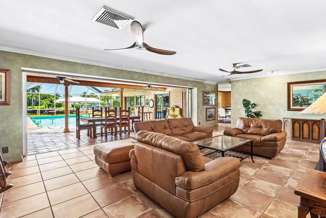 920 Emerald Row, Gulf Stream, FL 33483