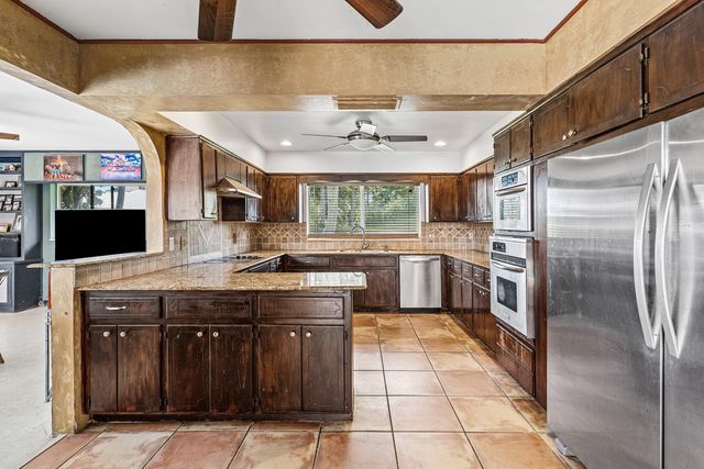 920 Emerald Row, Gulf Stream, FL 33483