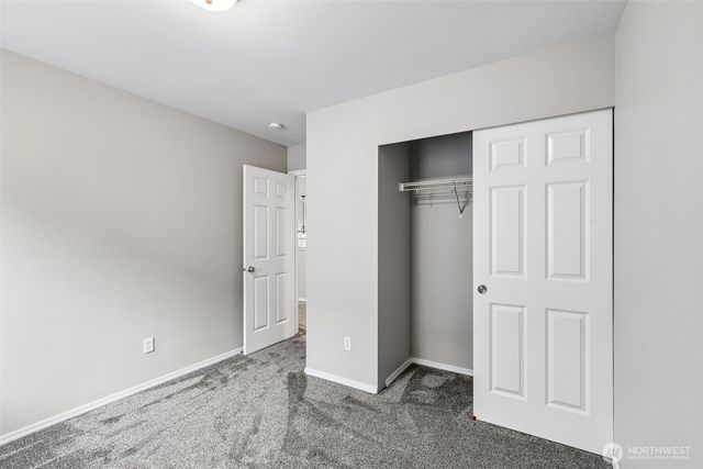 5926 77th Drive NE, Marysville, WA 98270