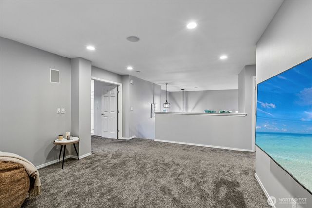 5926 77th Drive NE, Marysville, WA 98270