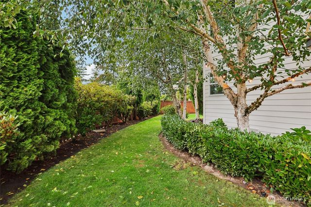 5926 77th Drive NE, Marysville, WA 98270