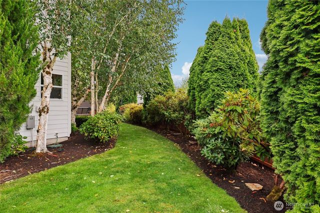 5926 77th Drive NE, Marysville, WA 98270