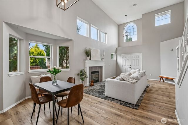 5926 77th Drive NE, Marysville, WA 98270